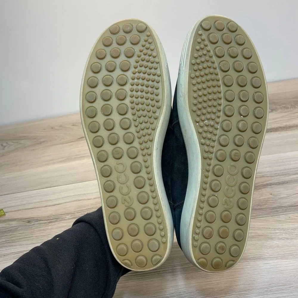 Ecco soft bootie